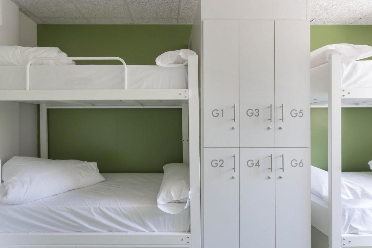 Youth Hostel Non Stop Inn By Irrisarri Land Иганци Экстерьер фото